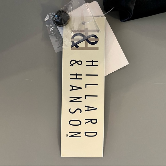 HILLARD & HANSON VINTAGE 1990’S BLACK VELVET TUNIC TOP WITH SILVER METAL CLASPS - Picture 13 of 14